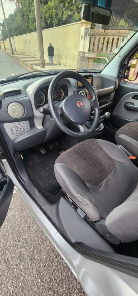 FIAT Doblo 1.8 16V 4P FLEX ESSENCE 7 LUGARES, Foto 7