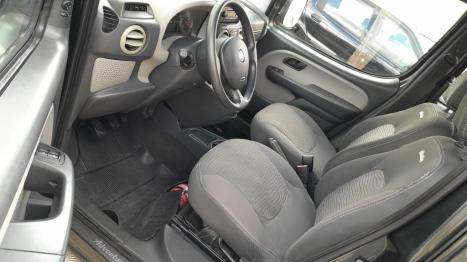 FIAT Doblo 1.8 4P FLEX ADVENTURE 6 LUGARES, Foto 8