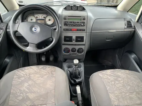 FIAT Idea 1.8 4P ADVENTURE FLEX, Foto 6