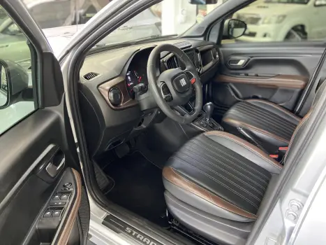 FIAT Strada 1.0 12V TURBO 200 FLEX RANCH CABINE DUPLA CVT AUTOMTICO, Foto 8