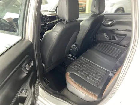 FIAT Strada 1.0 12V TURBO 200 FLEX RANCH CABINE DUPLA CVT AUTOMTICO, Foto 10