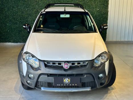 FIAT Strada 1.8 16V FLEX ADVENTURE CABINE ESTENDIDA, Foto 2