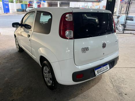 FIAT Uno 1.0 FLEX VIVACE, Foto 2