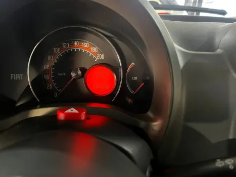 FIAT Uno 1.0 FLEX VIVACE, Foto 5
