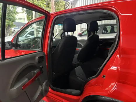 FIAT Uno 1.4 4P FLEX SPORTING, Foto 8