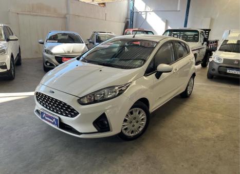 FORD Fiesta Hatch 1.6, Foto 1