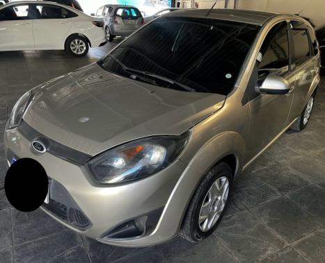 FORD Fiesta Hatch 1.0 4P, Foto 2