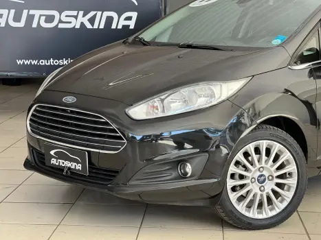 FORD Fiesta Hatch 1.6 16V 4P FLEX TITANIUM POWERSHIFT AUTOMTICO, Foto 4