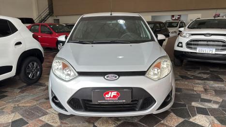 FORD Fiesta Hatch 1.6, Foto 2