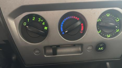 FORD Fiesta Hatch 1.6, Foto 11