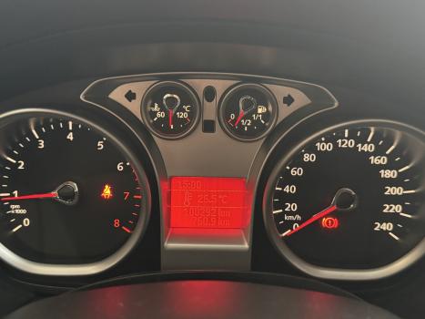 FORD Focus Hatch 1.6 4P GLX FLEX, Foto 16