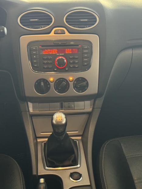 FORD Focus Hatch 1.6 4P GLX FLEX, Foto 17