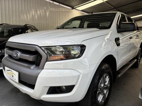 FORD Ranger 2.2 16V XLS DIESEL 4X4 CABINE DUPLA, Foto 4