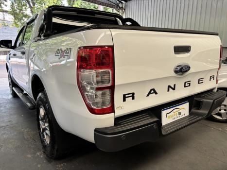 FORD Ranger 2.2 16V XLS DIESEL 4X4 CABINE DUPLA, Foto 14