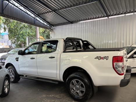 FORD Ranger 2.2 16V XLS DIESEL 4X4 CABINE DUPLA, Foto 26