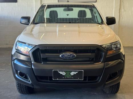 FORD Ranger 2.2 16V DIESEL CABINE SIMPLES, Foto 2