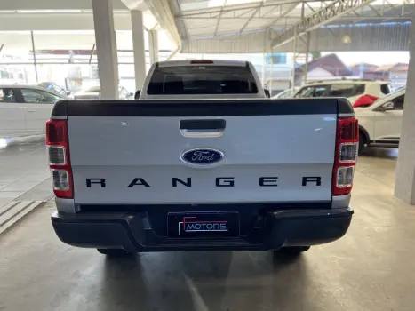 FORD Ranger 2.5 16V FLEX XLS CABINE SIMPLES, Foto 5