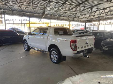 FORD Ranger 3.2 20V CABINE DUPLA 4X4 LIMITED PLUS TURBO DIESEL AUTOMTICO, Foto 9