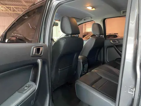 FORD Ranger 3.2 20V CABINE DUPLA 4X4 LIMITED TURBO DIESEL AUTOMTICO, Foto 10