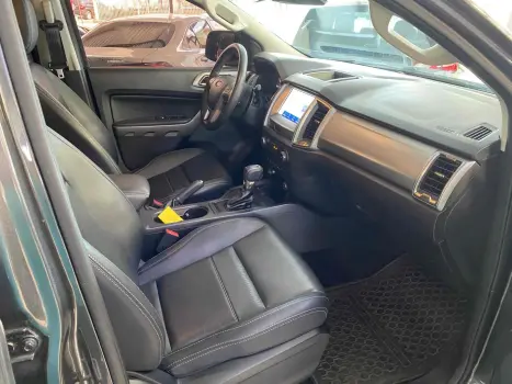 FORD Ranger 3.2 20V CABINE DUPLA 4X4 LIMITED TURBO DIESEL AUTOMTICO, Foto 13