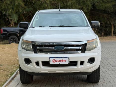 FORD Ranger 3.2 20V XLS 4X4 CABINE SIMPLES TURBO DIESEL, Foto 2