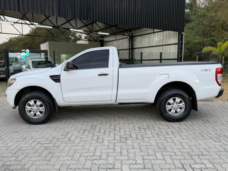 FORD Ranger 3.2 20V XLS 4X4 CABINE SIMPLES TURBO DIESEL, Foto 4
