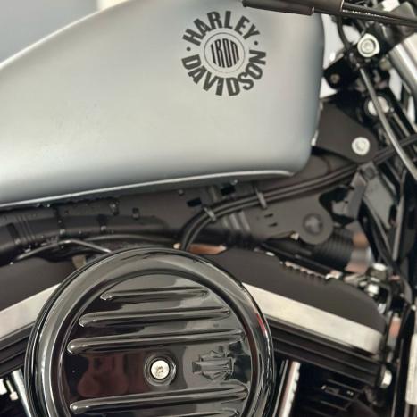 HARLEY DAVIDSON Sportster XL 883 IRON, Foto 2