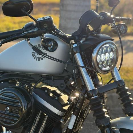 HARLEY DAVIDSON Sportster XL 883 IRON, Foto 2