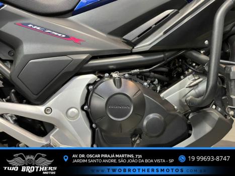 HONDA NC 750 X ABS, Foto 3