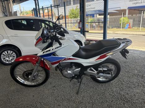 HONDA NX Falcon 400 I, Foto 11