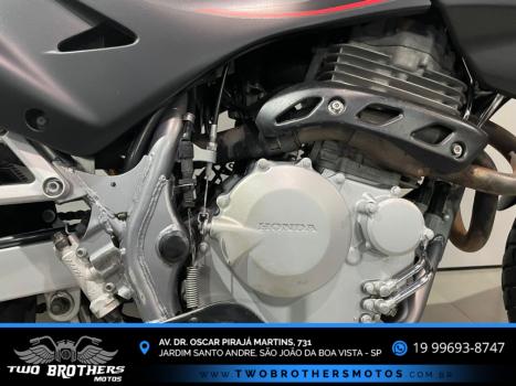 HONDA NX Falcon 400, Foto 3