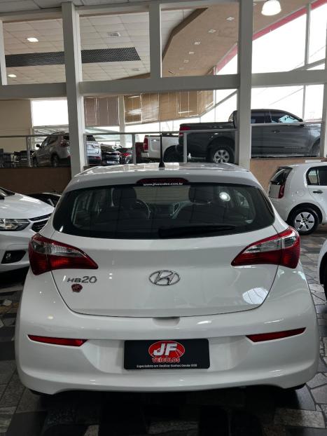 HYUNDAI HB 20 Hatch , Foto 4