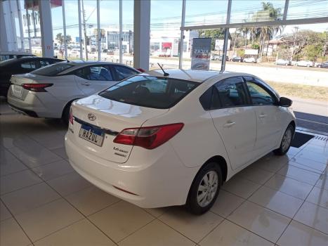 HYUNDAI HB 20 Sedan 1.6 16V 4P FLEX COMFORT PLUS AUTOMTICO, Foto 3