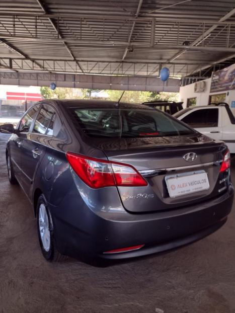 HYUNDAI HB 20 Sedan 1.6 16V 4P FLEX PREMIUM AUTOMTICO, Foto 3