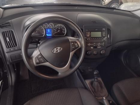 HYUNDAI I30 2.0 16V 4P, Foto 3