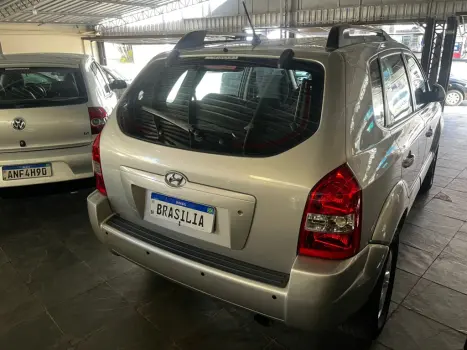 HYUNDAI Tucson 2.0 16V 4P GL, Foto 4
