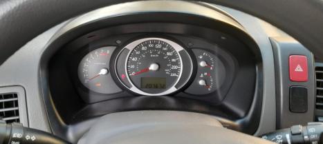 HYUNDAI Tucson 2.0 16V 4P GLB, Foto 4