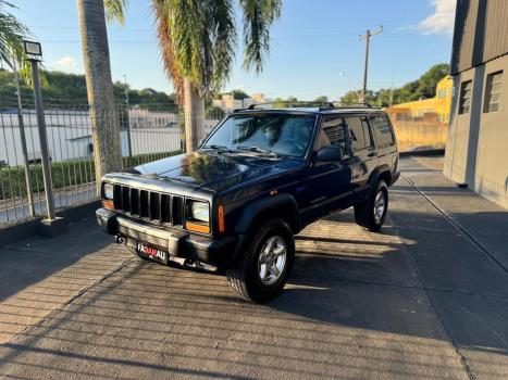 JEEP Cherokee 4.0 6 CILINDROS 12V 4P 4X4 SPORT, Foto 2