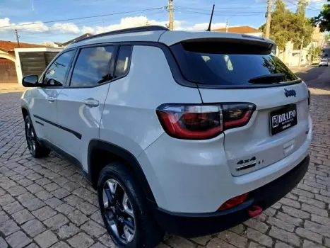 JEEP Compass 2.0 16V 4P 350 TRAILHAWK 4X4 TURBO DIESEL AUTOMTICO, Foto 6