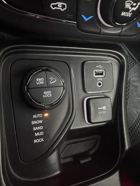 JEEP Compass 2.0 16V 4P TRAILHAWK TURBO DIESEL 4X4 AUTOMTICO, Foto 17