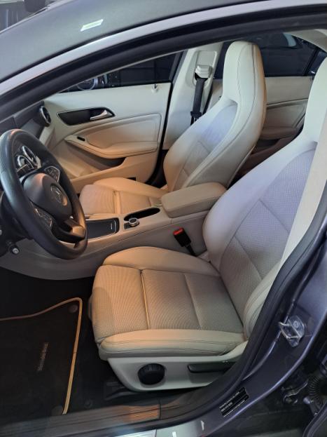 MERCEDES-BENZ CLA 180 1.6 16V 4P CGI TURBO 7G-TRONIC DCT AUTOMTICO, Foto 10