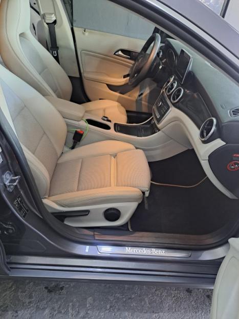 MERCEDES-BENZ CLA 180 1.6 16V 4P CGI TURBO 7G-TRONIC DCT AUTOMTICO, Foto 11