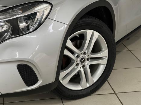 MERCEDES-BENZ GLA 200 1.3 16V 4P GCI STYLE 7G-DCT AUTOMTICO, Foto 4