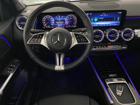 MERCEDES-BENZ GLB 200 , Foto 12