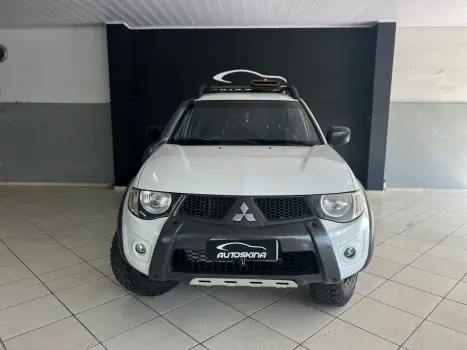 MITSUBISHI L 200 Savana 3.2 16V 4X4 TURBO DIESEL INTECOOLER, Foto 2