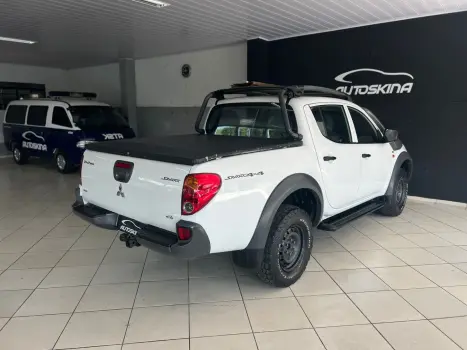 MITSUBISHI L 200 Savana 3.2 16V 4X4 TURBO DIESEL INTECOOLER, Foto 4