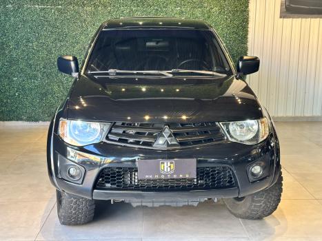 MITSUBISHI L 200 Triton 2.4 16V FLEX HLS CHROME CABINE DUPLA, Foto 2