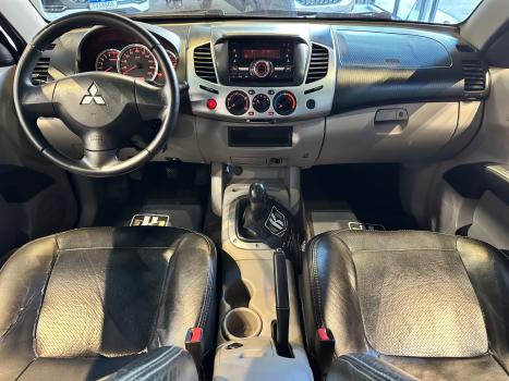 MITSUBISHI L 200 Triton 2.4 16V FLEX HLS CHROME CABINE DUPLA, Foto 6