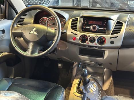 MITSUBISHI L 200 Triton 2.4 16V FLEX HLS CHROME CABINE DUPLA, Foto 9