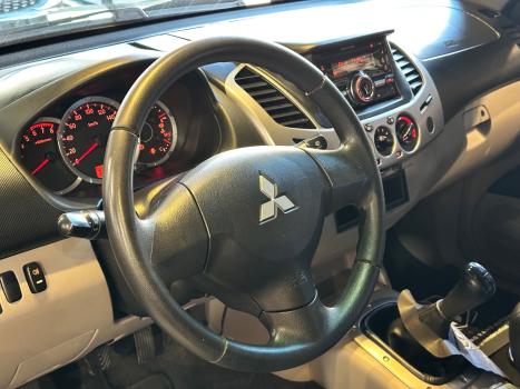 MITSUBISHI L 200 Triton 2.4 16V FLEX HLS CHROME CABINE DUPLA, Foto 11